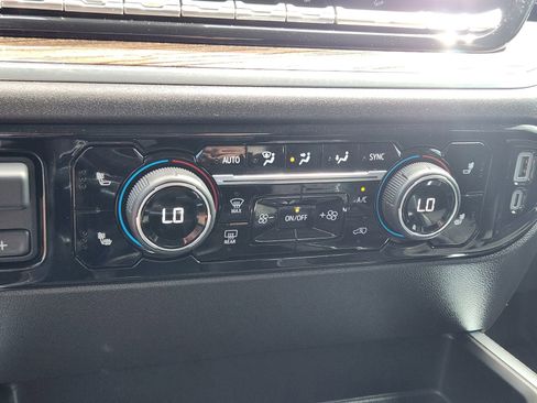 Used 2024 Chevrolet Silverado 1500 RST w/ Convenience Package II image 21