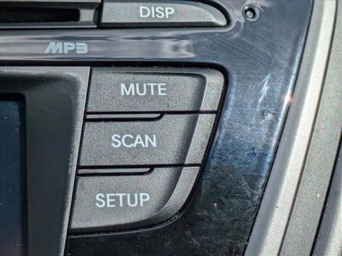 Used 2016 Hyundai Elantra SE w/ Option Group 02 image 7