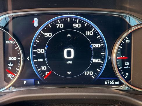 Used 2022 GMC Acadia Denali w/ Denali Ultimate Package FWD image 12