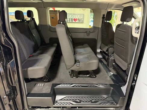 Used 2017 Ford Transit 150 XL image 31