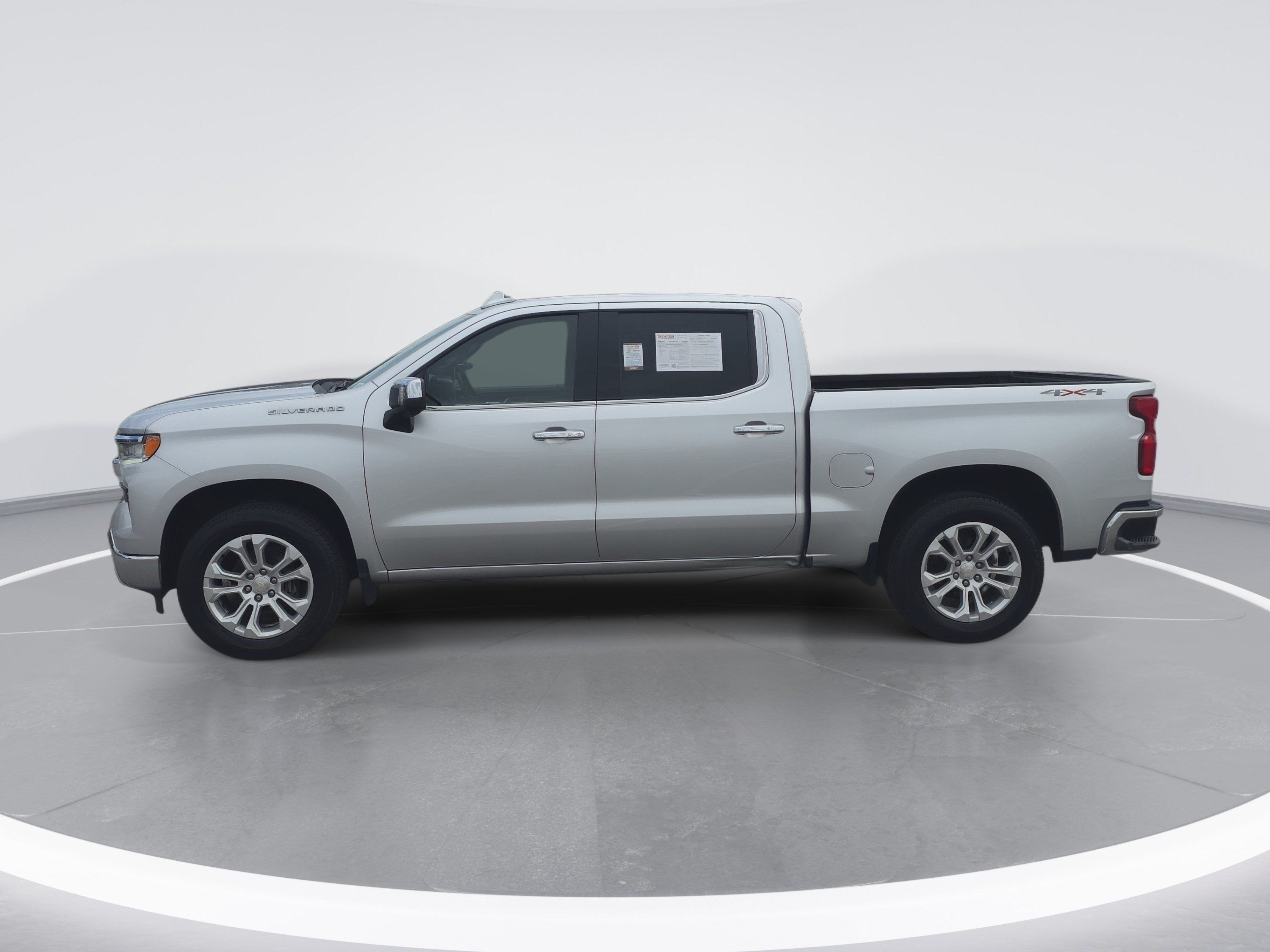 Used 2022 Chevrolet Silverado 1500 LTZ w/ Max Trailering Package AWD/4WD image 6