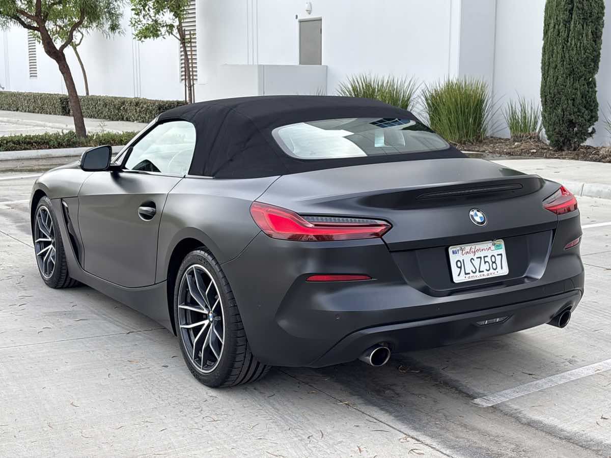 Used 2021 BMW Z4 sDrive30i w/ Convenience Package RWD image 5