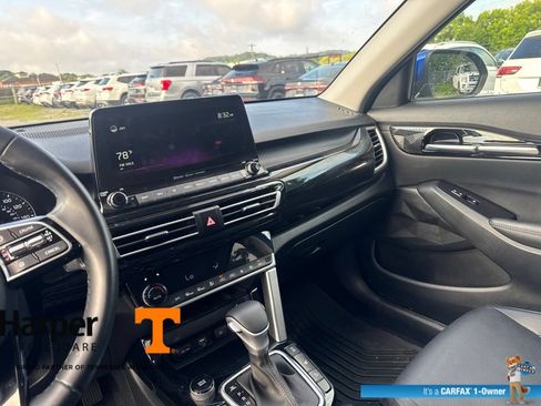 Used 2022 Kia Seltos EX AWD/4WD image 16