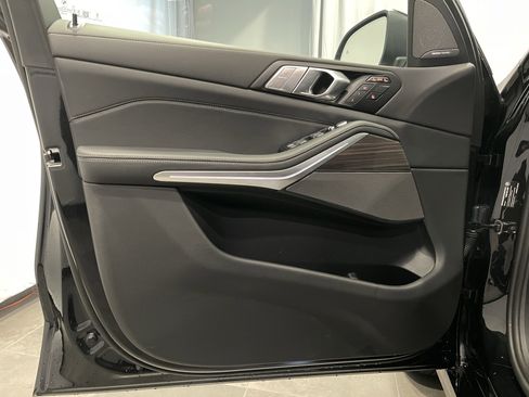 Used 2026 BMW X7 xDrive40i image 12