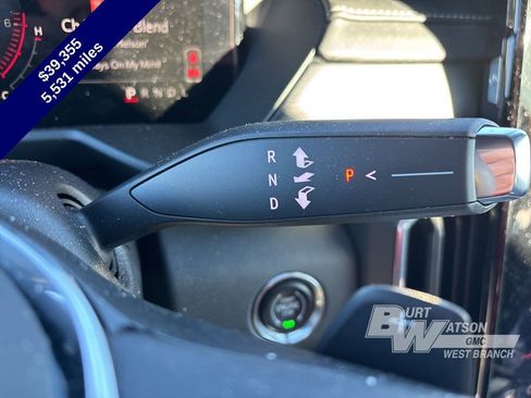 Used 2025 GMC Acadia Elevation w/ Black Edition image 16