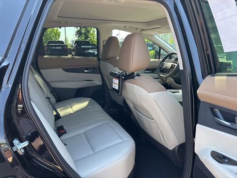 New 2026 Nissan Murano Platinum w/ Cargo Package AWD/4WD image 17