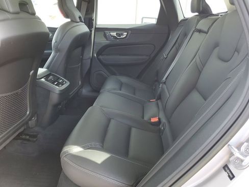 Certified 2023 Volvo XC60 B5 Ultimate w/ Protection Package image 12