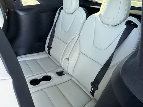 Used 2020 Tesla Model X Long Range image 30