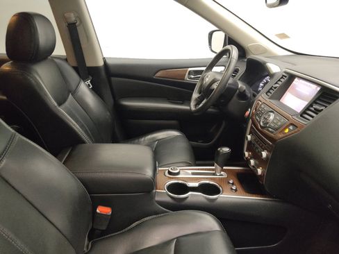 Used 2017 Nissan Pathfinder Platinum w/ Midnight Edition Package AWD/4WD image 21