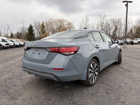 Used 2025 Nissan Sentra SV w/ SV Premium Package image 11