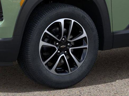 New 2026 Chevrolet TrailBlazer LT AWD/4WD image 9