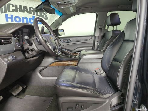 Used 2018 Chevrolet Tahoe LT w/ RST Edition image 7