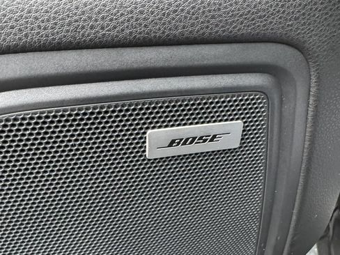 Used 2018 Porsche Macan AWD/4WD image 37
