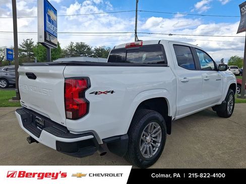 Used 2024 Chevrolet Colorado LT w/ LT Convenience Package II AWD/4WD image 5