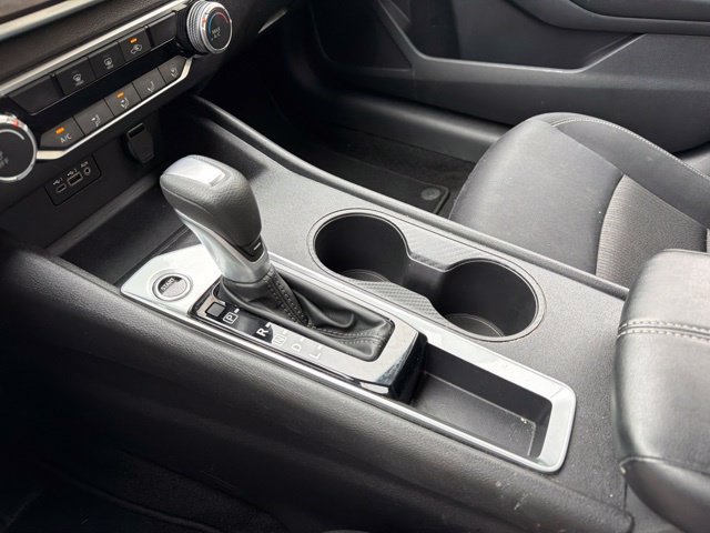 Used 2025 Nissan Altima 2.5 SV FWD image 26