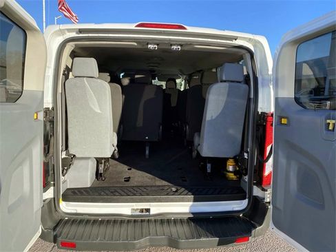Used 2018 Ford Transit 350 XLT image 6