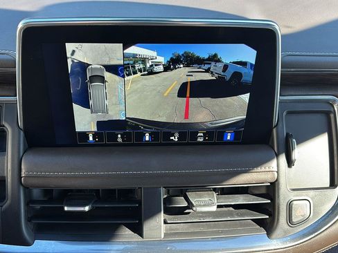 Used 2022 Chevrolet Tahoe Z71 w/ Luxury Package image 34