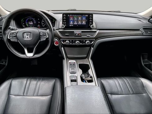 Used 2022 Honda Accord Touring image 16