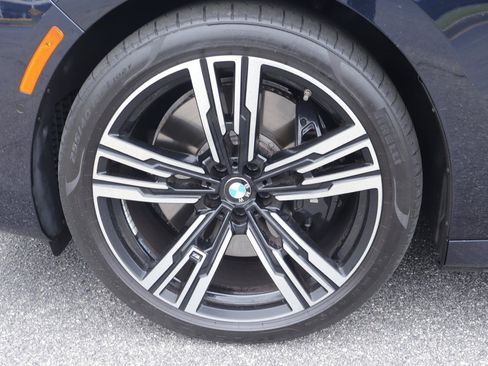 Used 2023 BMW 740i RWD image 34