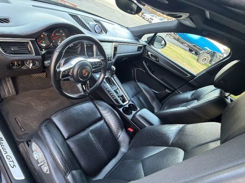 Used 2017 Porsche Macan GTS w/ Premium Package Plus AWD/4WD image 11