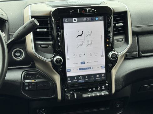 Used 2024 RAM 2500 Laramie image 17