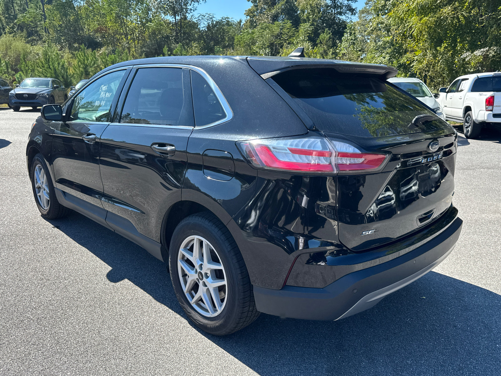 Used 2024 Ford Edge SEL AWD/4WD image 7