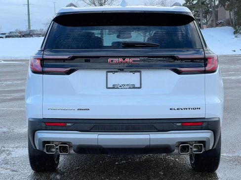 Used 2025 GMC Acadia Elevation w/ Elevation Premium Package image 45