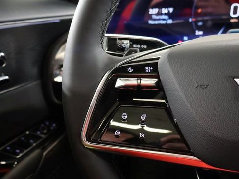 New 2026 Cadillac Lyriq Luxury image 17