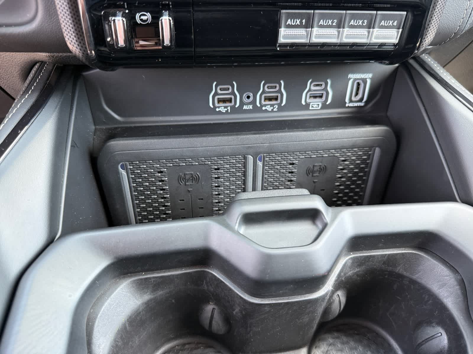 Used 2026 RAM 2500 Limited AWD/4WD image 19