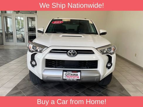 Used 2023 Toyota 4Runner TRD Off-Road Premium w/ Moonroof Package AWD/4WD image 4