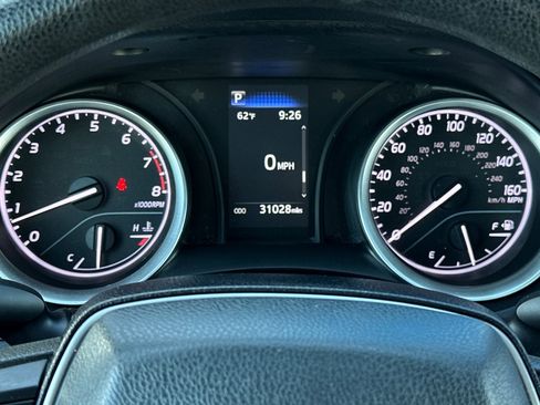 Used 2021 Toyota Camry LE image 30