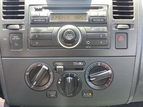 Used 2012 Nissan Versa 1.8 S w/ Plus Pkg FWD image 20