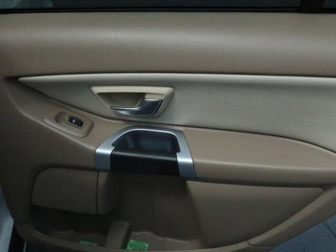 Used 2013 Volvo XC90 3.2 image 22