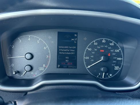 Used 2023 Toyota Corolla SE image 27