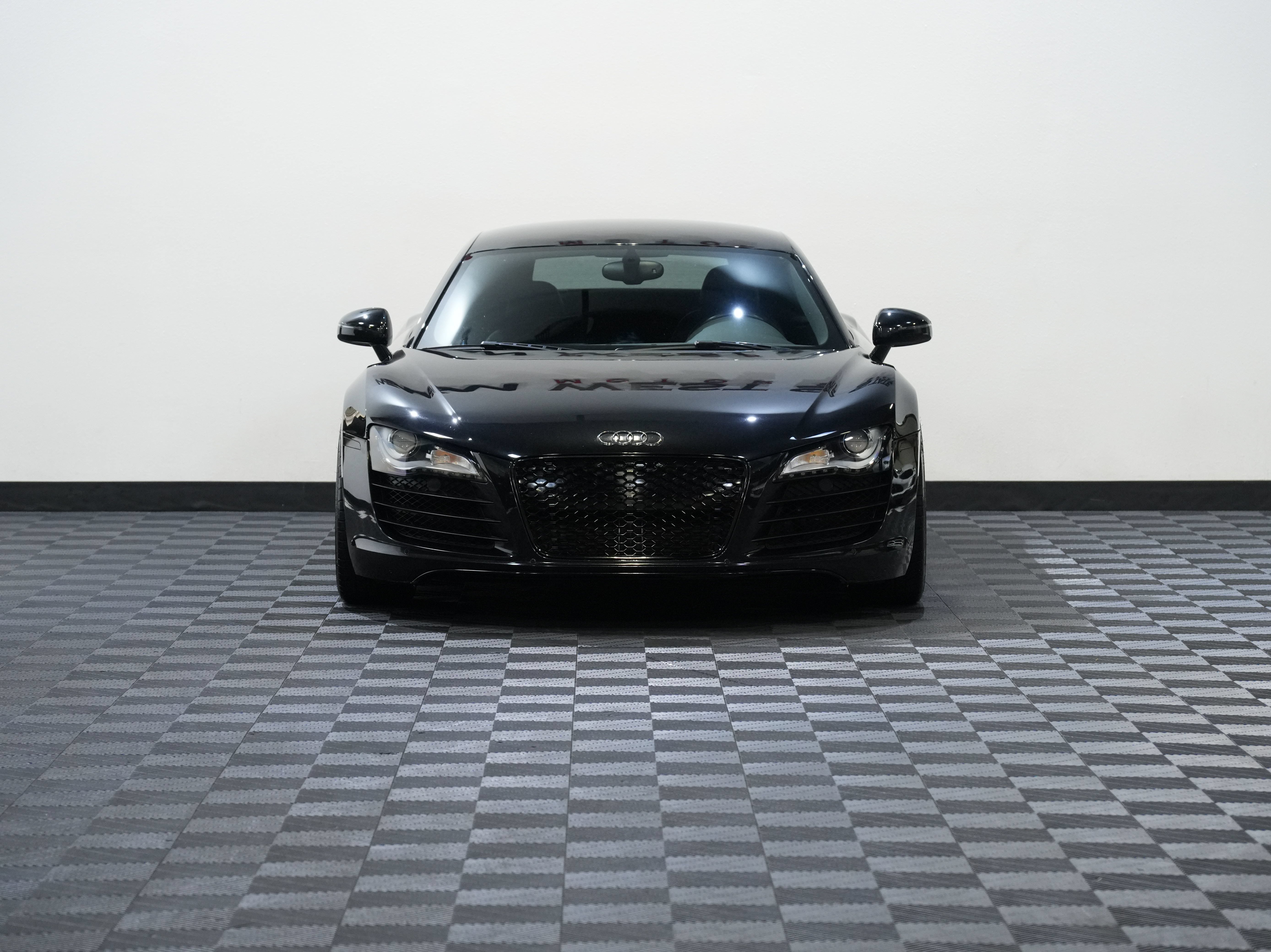 Used 2011 Audi R8 V8 AWD/4WD image 4