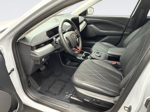 Used 2022 Ford Mustang Mach-E Select image 10