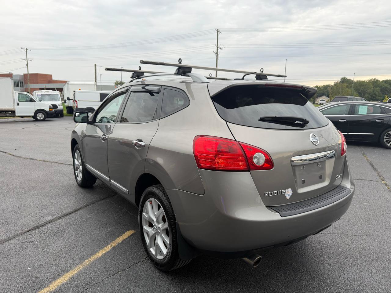 Used 2012 Nissan Rogue SL AWD/4WD image 5