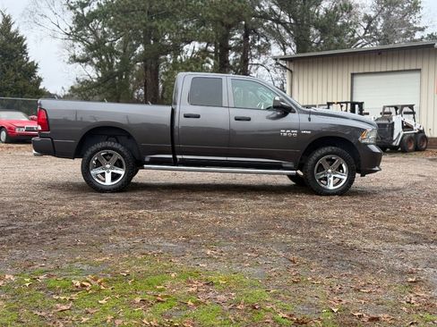 Used 2015 RAM 1500 Express image 5