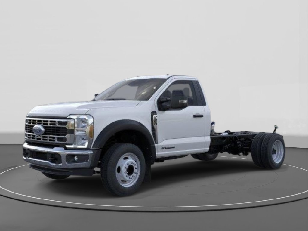 New 2026 Ford F550 2WD Regular Cab Super Duty image 1