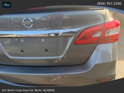 Used 2019 Nissan Sentra SR FWD image 30