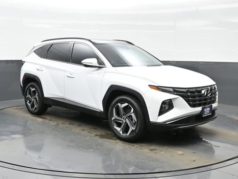Certified 2024 Hyundai Tucson Limited image 8