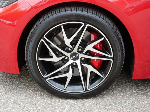 Certified 2023 Kia Stinger GT-Line w/ Sun & Sound Package AWD/4WD image 15