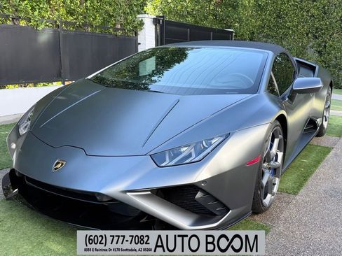 Used 2023 Lamborghini Huracan EVO image 1