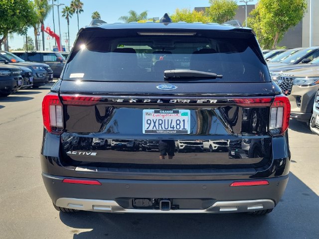 Used 2026 Ford Explorer Active w/ Active Comfort Package RWD image 23