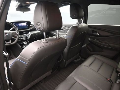 Used 2024 Buick Envista Sport Touring w/ Convenience I Package image 23