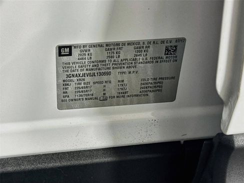 Used 2018 Chevrolet Equinox LT FWD image 31