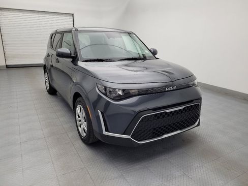 Used 2025 Kia Soul LX image 14
