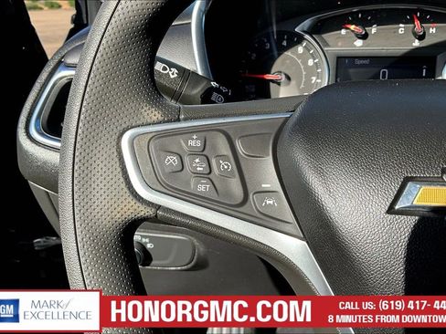 Used 2023 Chevrolet Equinox LT image 11