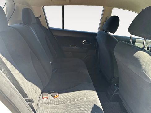 Used 2011 Nissan Versa 1.8 S w/ Plus Pkg FWD image 15