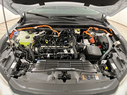 New 2025 Ford Escape Base w/ PHEV Premium Package image 31